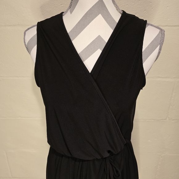 White Birch Women's Romper Sleeveless Wrap Style V-neck Stretch Black Size Small - Picture 4 of 10